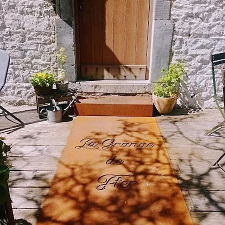 La Grange Hébergement de vacances *